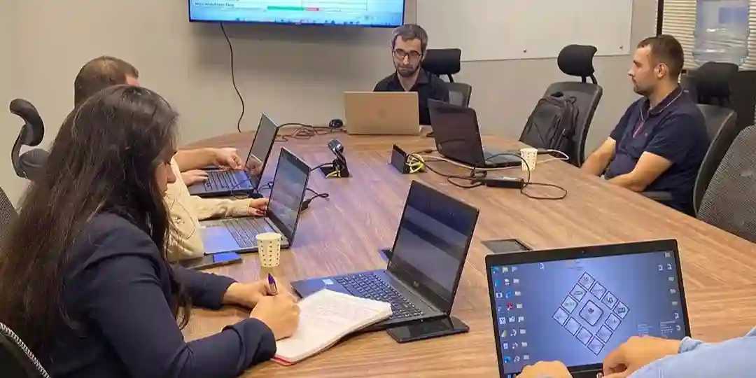 Süni intellektlə gələcəyin texnologiyalarını yarat!